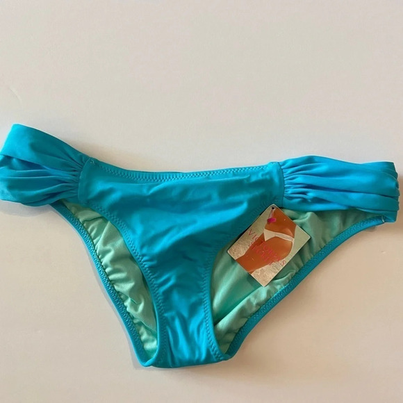 Victoria's Secret's Vintage Low Rise Bikini Bottom Blue Size XS Y2K - Picture 2 of 6